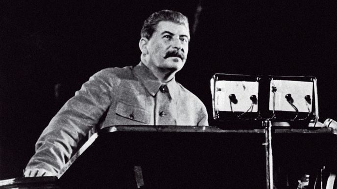 Kapitalismus a socialismus si nemohou porozumět, a proto je válka nevyhnutelná,“ řekl Stalin