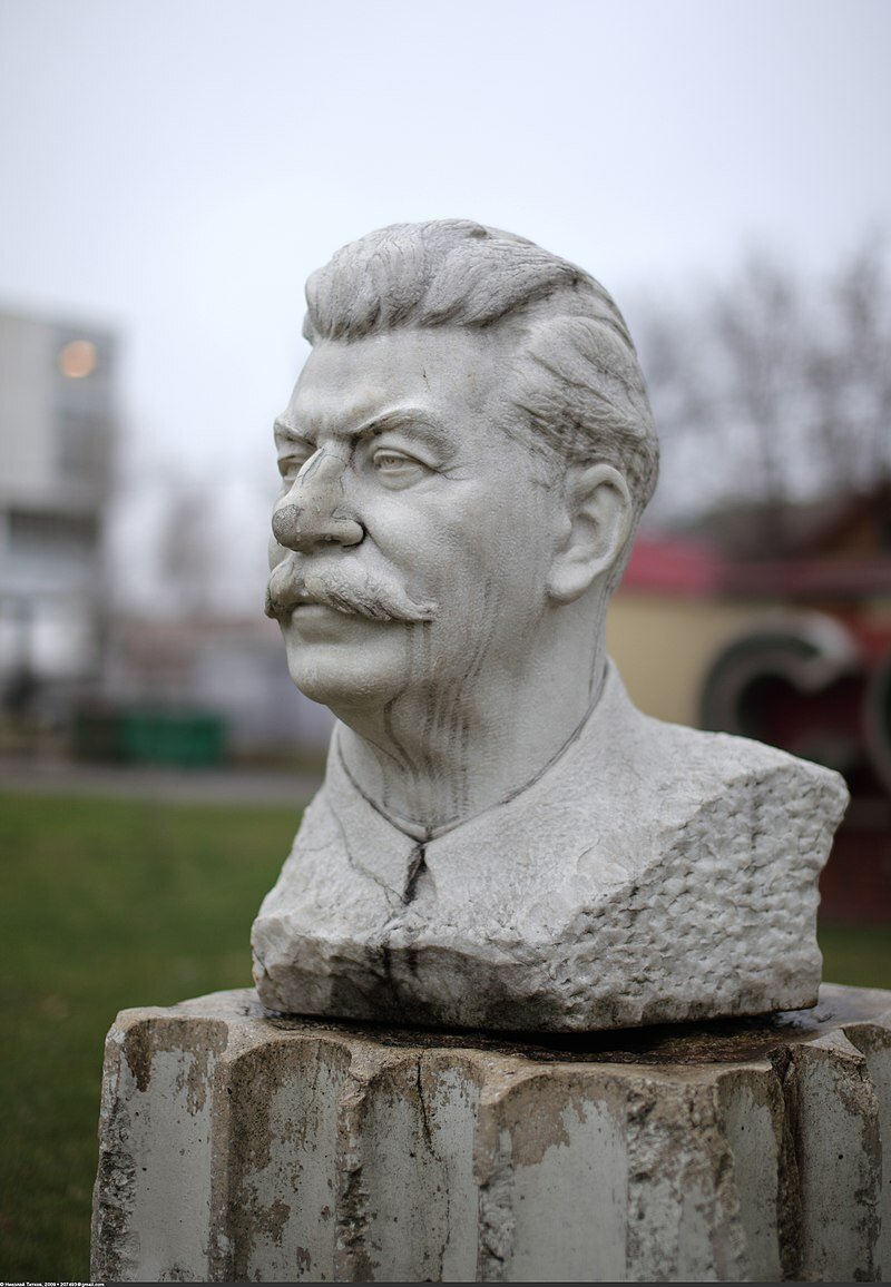 Stalinova busta v moskevském Parku umění Muzeon.