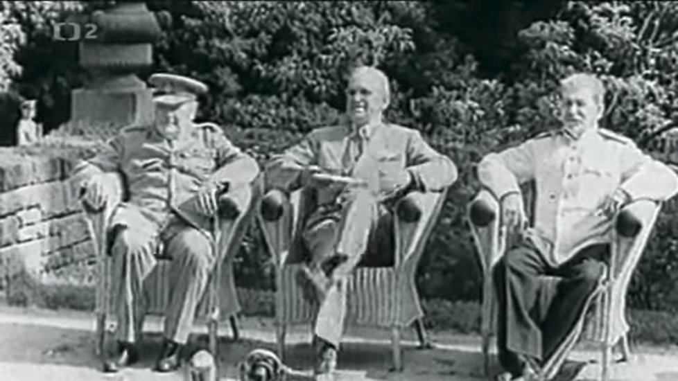 Záběry Stalina v seriálu Zapomenutí vůdci