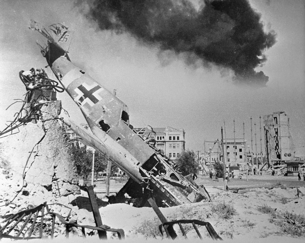 Kdy se odehrála bitva u Stalingradu?