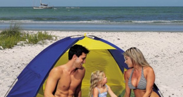 Plážový stan Bestway Beach vás ochrání před nepříjemným větrem i palčivými slunečními paprsky