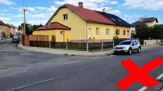 Přestupek stání na křižovatce (ve vzdálenosti kratší než 5 m před hranicí křižovatky a 5 m za ní) Přestupek stání na křižovatce (ve vzdálenosti kratší než 5 m před hranicí křižovatky a 5 m za ní)