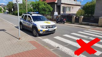 Přestupek stání na přechodu pro chodce ve vzdálenosti kratší než 5 m před ním Přestupek stání na přechodu pro chodce ve vzdálenosti kratší než 5 m před ním