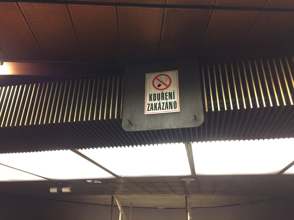 Stanice metra Želivského je ze všech nejzachovalejší.