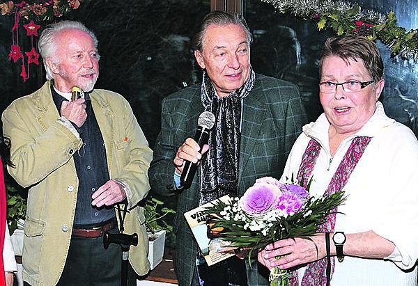 Před čtyřmi roky s Karlem Gottem a Janou Drbohlavovou na křtu knihy Vinnetou žije!.