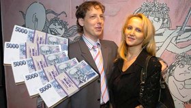 Kam a proč nechal umírající Stanislav Gross převést desítky milionů, pátrá vdova Šárka.