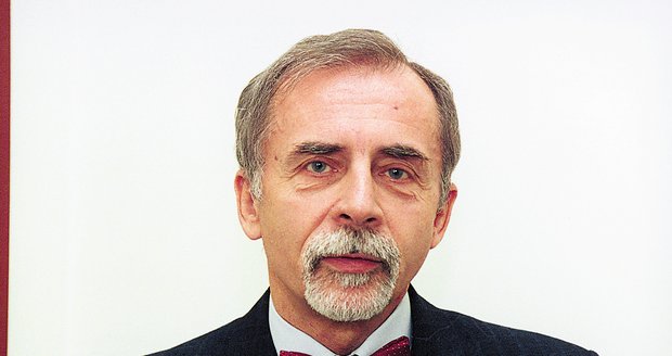 Zástupce ombudsmanky Stanislav Křeček upozornil na alarmující práci stavebních úřadů.