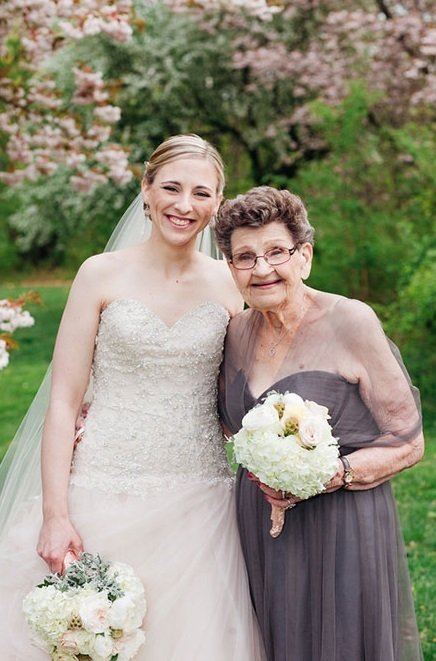 Betty se svou vnučkou Christine.