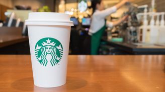 Starbucks ve stopách McDonald's. Kavárenská společnost odchází z Ruska