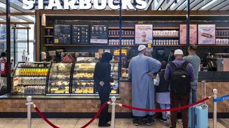 Geopolitika drtí západní značky. McDonald’s a Starbucks mají potíže na Blízkém východě