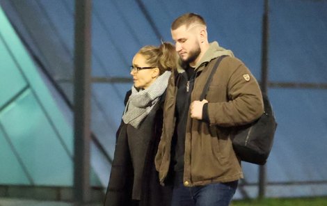Lucie Vondráčková s přítelem Zdeňkem. Lucie Vondráčková s přítelem Zdeňkem.