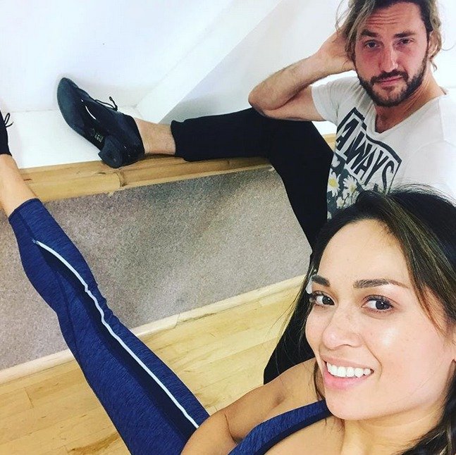 Taneční pár Seann Walsh a Katya Jones při tréninku