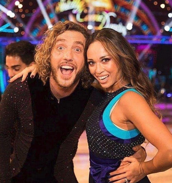 Taneční pár Seann Walsh a Katya Jones