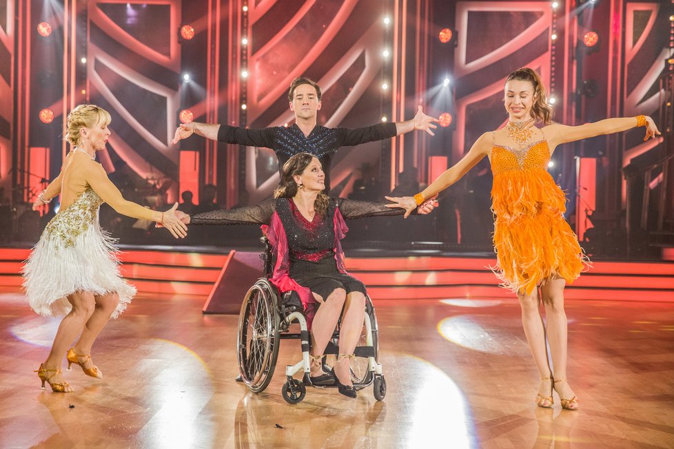 7. taneční večer StarDance byl ve znamení Paraple