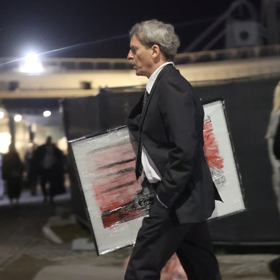 Devid Strach GALERIE: Strach o Davida Prachaře (65): Zrušené představení! | FOTO 1 ...