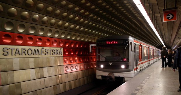 Stanice metra linky A Staroměstská