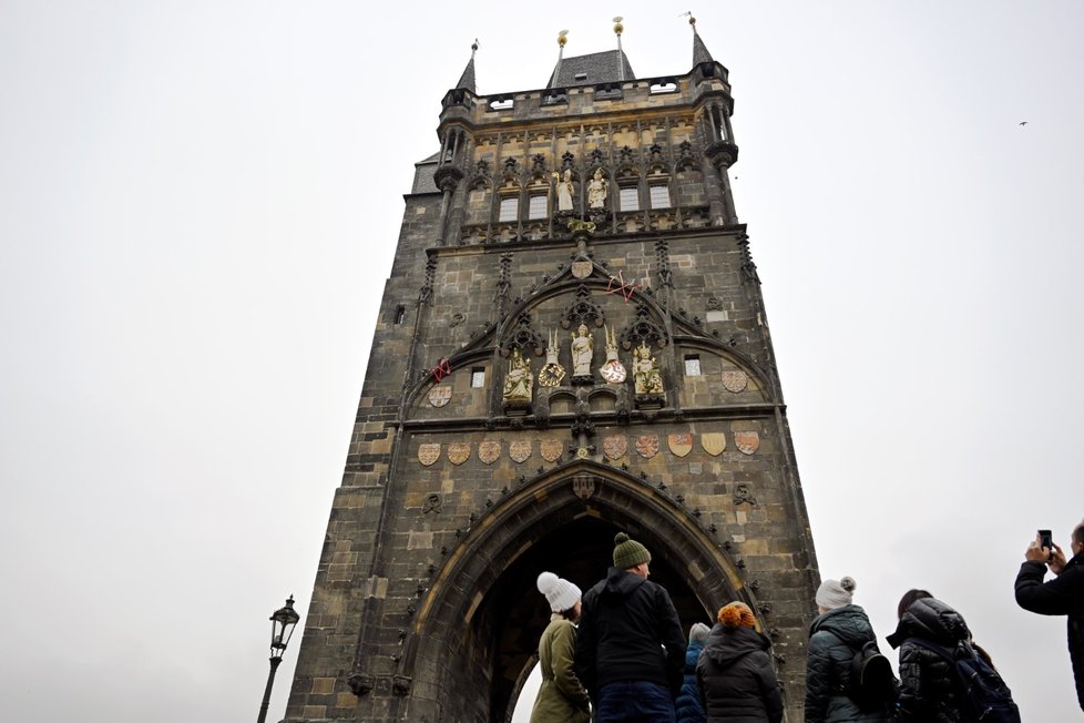 Staroměstská mostecká věž se dočká kompletní opravy za stovky milionů