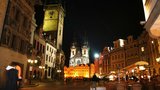 Senior vláčel po Staromáku umírajícího psa?! Promluvila jeho neteř: Lucky měl nádor, muž je po mrtvici