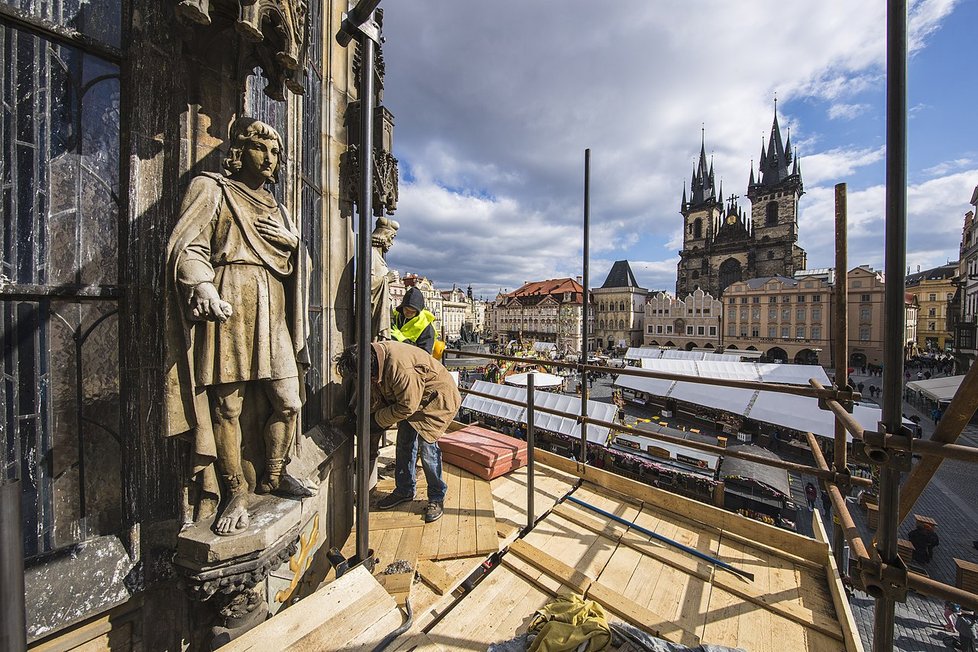 Rozsáhlá rekonstrukce budovy Staroměstské radnice vyšla pražský magistrát na 9,4 milionu korun.