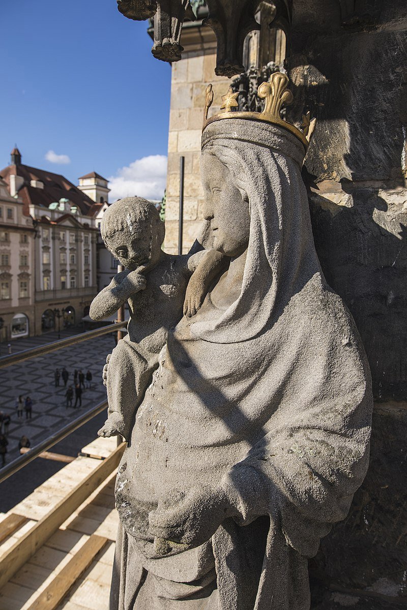 Rozsáhlá rekonstrukce budovy Staroměstské radnice vyšla pražský magistrát na 9,4 milionu korun.