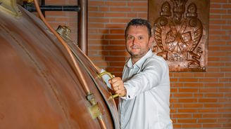 Třetí největší český pivovar mění šéfa. Chorvata střídá český expert na zubní pasty i potraviny Třetí největší český pivovar mění šéfa. Chorvata střídá český expert na zubní pasty i potraviny