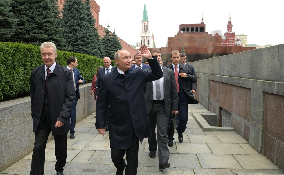 870 let Moskvy: Starosta Sergej Sobjanin a prezident Vladimir Putin v Kremlu (9. 9. 2017).