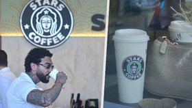 Po Mekáči mají Rusové i svůj „Starbucks“. Řetězec okopíroval logo, interiér i zástěry