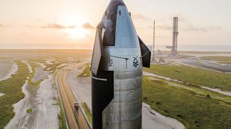 Obří raketa Starship společnosti SpaceX odstartovala, krátce poté však explodovala 