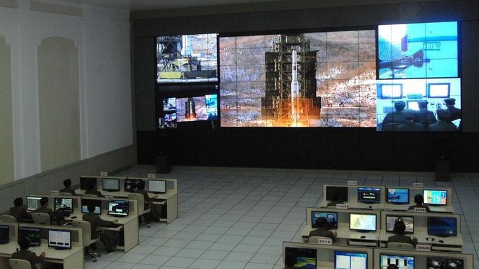 Start severokorejské rakety s družicí