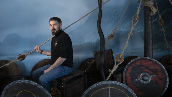 Vlastimil Venclík chce se svým novým startupem ValkaAI tvořit za pomocí umělé inteligence interaktivní videoobsah. Na další rozvoj nyní získal investici 12 milionů eur. Vlastimil Venclík chce se svým novým startupem ValkaAI tvořit za pomocí umělé inteligence interaktivní videoobsah. Na další rozvoj nyní získal investici 12 milionů eur.