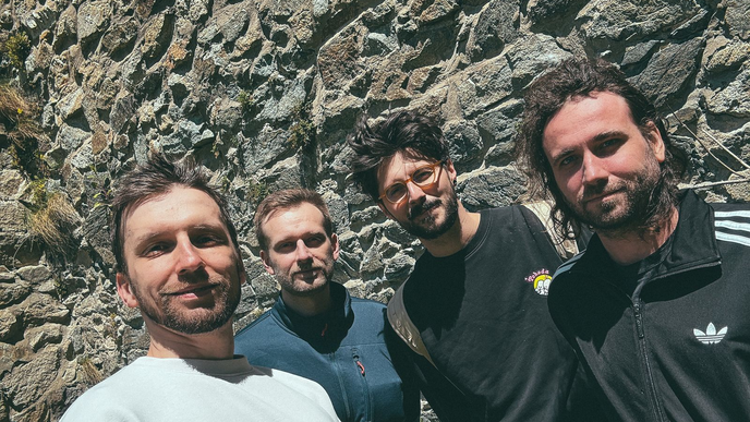 Spoluzakladatelé slovenského startupu AdSpawn. Zleva: Milan Štrba, Tomáš Pospíchal, Martin Luther, Roman Janajev Spoluzakladatelé slovenského startupu AdSpawn. Zleva: Milan Štrba, Tomáš Pospíchal, Martin Luther, Roman Janajev