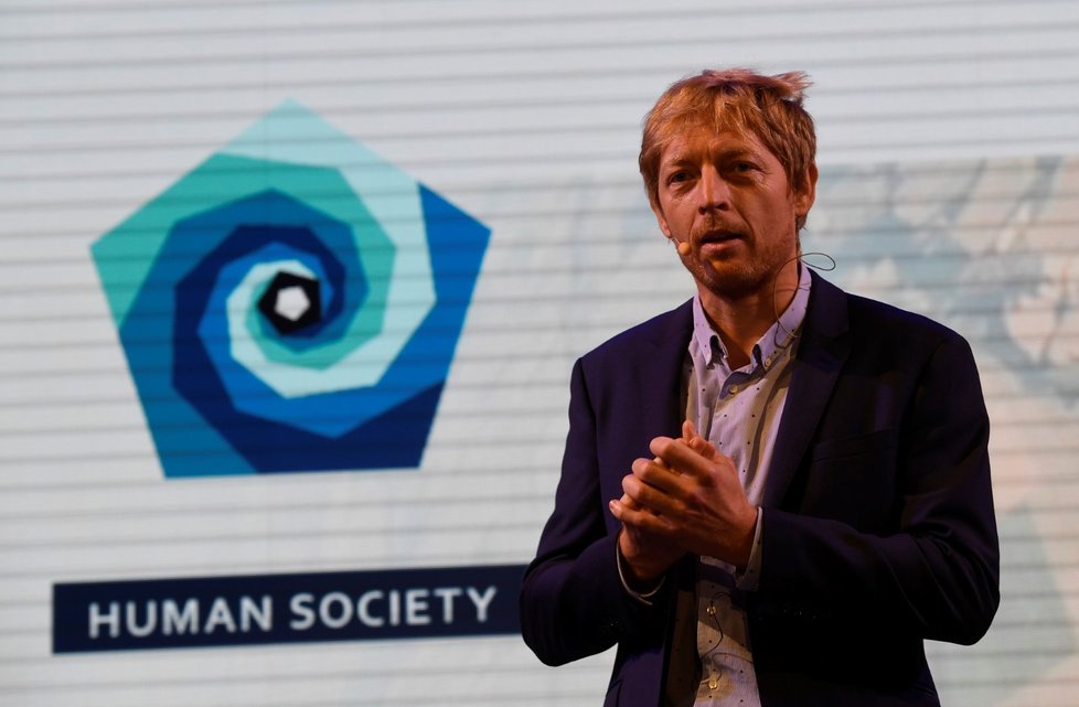 Matematik a podnikatel Karel Janeček vystoupil 17. října v Praze na mezinárodní konferenci Startup World Cup & Summit.
