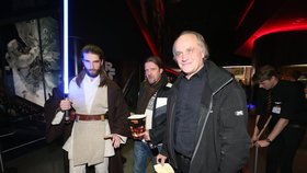 Michael Kocáb na premiéře osmého dílu Star Wars.