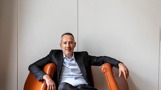 Developer chce ve středních Čechách vybudovat nové Říčany, část místních ale chce referendum Developer chce ve středních Čechách vybudovat nové Říčany, část místních ale chce referendum