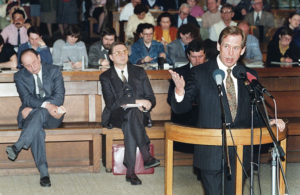 Při soudním jednání s příslušníky StB po roce 1989 se v roli svědka objevil i tehdejší prezident Václav Havel.