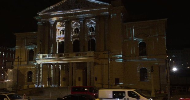 Videomapping na fasádu Státní opery.