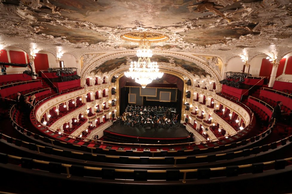 Znovuotevření Státní opery po tříleté rekonstrukci.