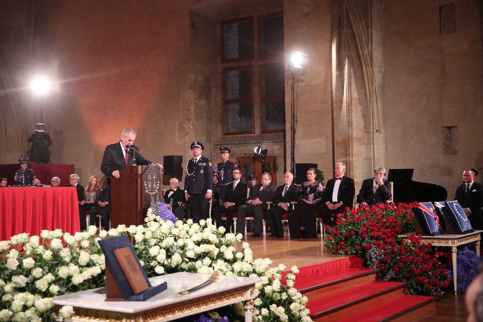 Miloš Zeman  na předávání státních vyznamenání (28. 10. 2018)