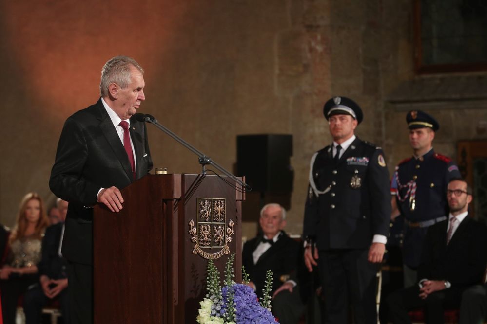 Miloš Zeman při projevu na předávání státních vyznamenání (28. 10. 2018)