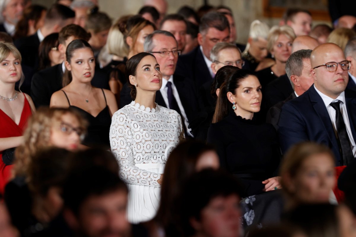 Státní vyznamenání: Manželka hradního kancléře Alexandra Mynářová.