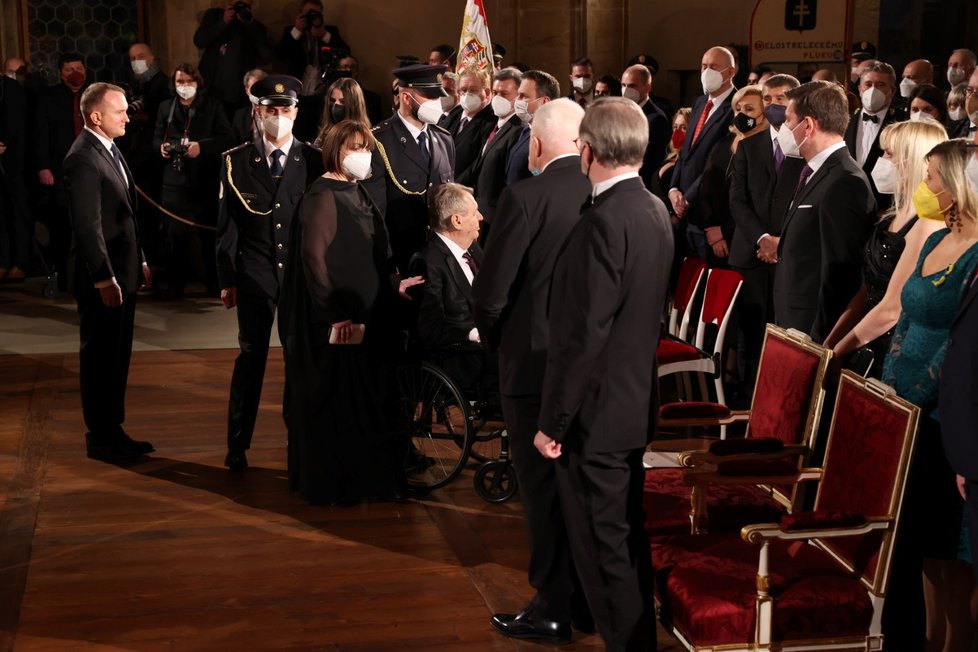 Prezident Miloš Zeman po boku manželky Ivany na předávání státních vyznamenání.