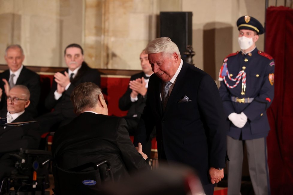 Miroslav Černošek po převzetí státního vyznamenání