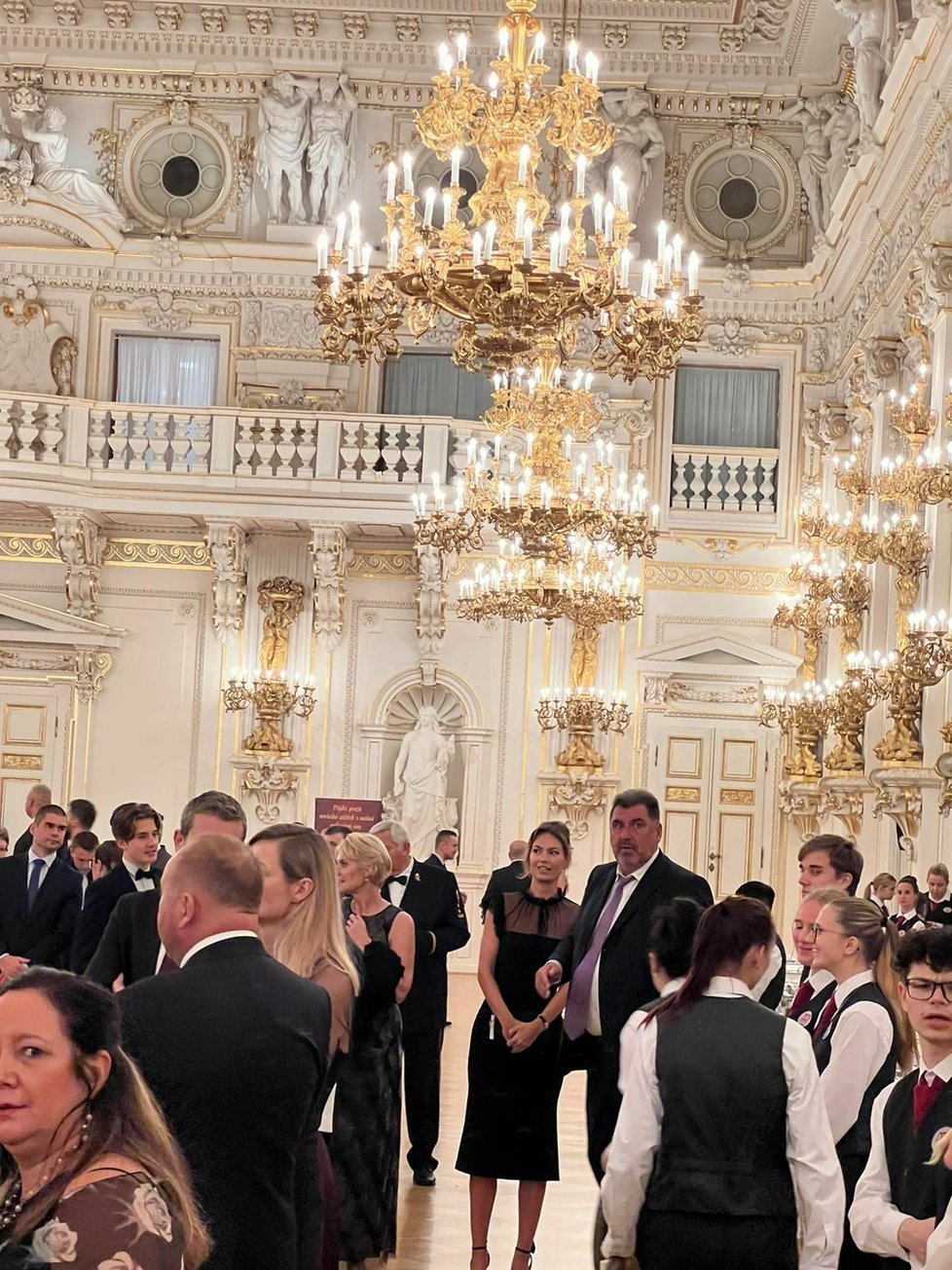 Recepce po udílení státních vyznamenání ve Španělském sále Pražského hradu: Poradce prezidenta Martin Nejedlý.