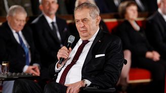 Zeman vetoval novelu rozpočtu na letošní rok. Příjmy jsou nižší, než by mohly být, uvedl