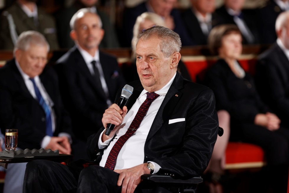 Udílení státních vyznamenání: Prezident Miloš Zeman