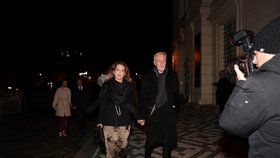 Příchody na předávání státních vyznamenání: Mirek Topolánek(28.10.2025)