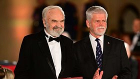 Top momenty vyznamenání: Šťastný Svěrák a metál pro Drábovou. Překvapená Geislerová i ocenění sportovci