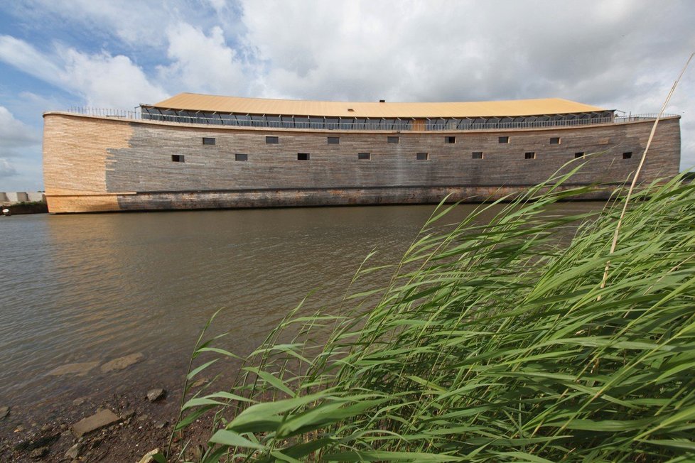 Holandský konstruktér postavil repliku Noemovy archy.