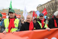 Napjaté jednání tripartity po stávce: Zástupci vlády, odborů a zaměstnavatelů proberou minimální mzdu