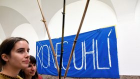 V budově Filozofické fakulty Univerzity Karlovy v Praze 12. listopadu 2019 dopoledne začala studentská okupační stávka za klima.